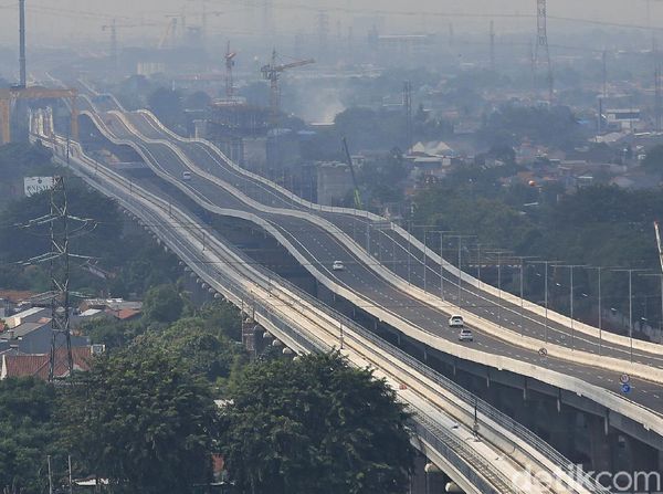 Penampakan Tol Japek Layang yang Kembali Dibuka Secara Bertahap