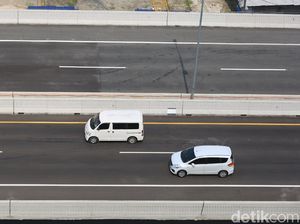 Kok Mobil Tak Lewat Tol Layang Japek Bayar Tarifnya Sama? Kok Mobil Tak Lewat Tol Layang Japek Bayar Tarifnya Sama?
