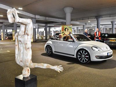 Unik! Parkiran Bandara di Jerman Dirombak Jadi Galeri Seni