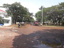 Banjir Rob di Komplek Pantai Mutiara Jakut Surut