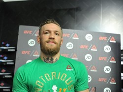 Conor McGregor Pamer Kue Pensiun