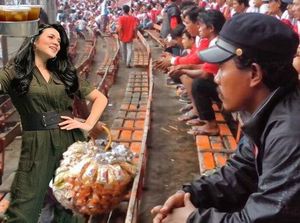 10 Editan Kocak Foto Raisa Saat di GBK Ini Bikin Ngakak 10 Editan Kocak Foto Raisa Saat di GBK Ini Bikin Ngakak