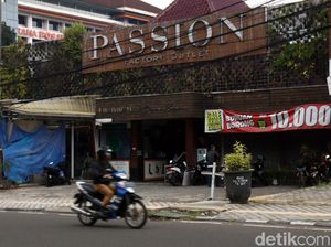 Factory Outlet di Bandung Terdampak Pandemi COVID-19
