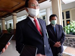 Banyak Orang Tak Bermasker Kongko di Malioboro Yogya, Sultan Lakukan Ini