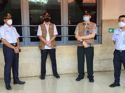 Cek Protokol Kesehatan di Stasiun Manggarai, Dirut KAI: Sudah Tertib