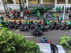 PSBB Ketat, Ini Aturan buat Ojek Online dan Ojek Pangkalan