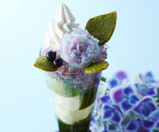 Parfait bunga hortensia