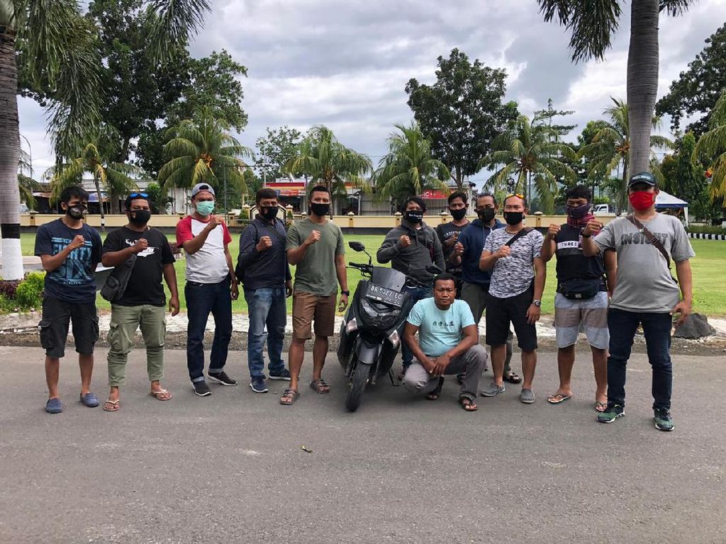 Modal USD 100, Pecatan Polisi Bawa Kabur Duit Money Changer Rp 10 Juta Modal USD 100, Pecatan Polisi Bawa Kabur Duit Money Changer Rp 10 Juta