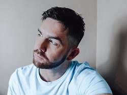 Kisah Pria Dulu Di-bully Karena Jerawatan Kini Di-endorse Brand Kecantikan