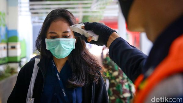 Stasiun Sudirman Perketat Protokol Kesehatan