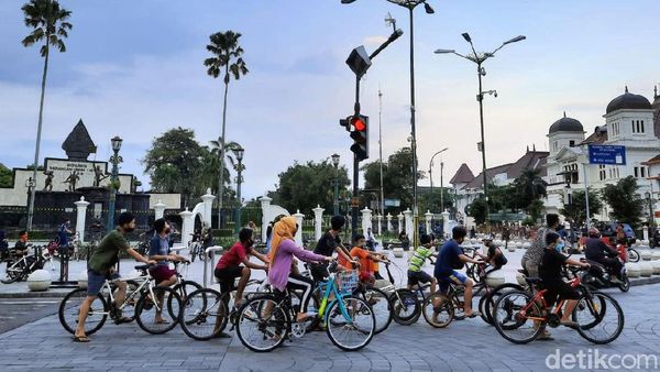 Suasana di Titik Nol Kilometer Yogyakarta Kembali Ramai