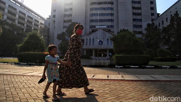 Suasana Kerja PNS Pemkot Jakarta Utara di Masa PSBB Transisi