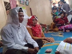 Kagetnya Kades di Sumsel Saat Tahu Pernikahan Pemuda dengan Nenek 65 Tahun