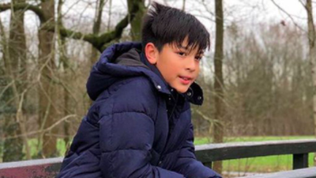 10 Potret Eddy Meijer, Putra Maudy Koesnaedi yang Hobi Masak 10 Potret Eddy Meijer, Putra Maudy Koesnaedi yang Hobi Masak