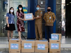 Atasi COVID-19 di Kalimantan Utara, BCA Sumbang APD ke RSUD Tarakan