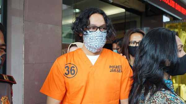 Penampakan Dwi Sasono yang Akan Jalani Rehabilitasi di RSKO