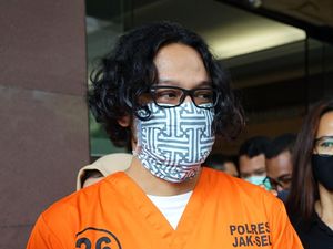 Rehabilitasi di RSKO, Pengacara Sebut Dwi Sasono Makin Kurus Rehabilitasi di RSKO, Pengacara Sebut Dwi Sasono Makin Kurus