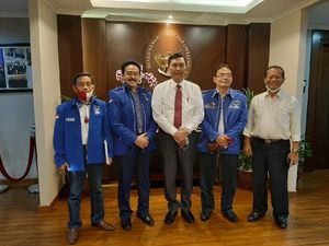 Jubir: Pak Luhut Tak Ikut Campur Urusan Internal Partai Demokrat