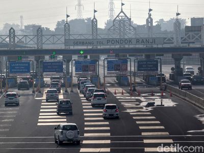 Hari Kelima PSBB Transisi, Tol Pondok Ranji Ramai Lancar