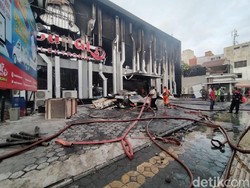 Terbakar Berjam-jam, Candi Elektronik Solo Ludes