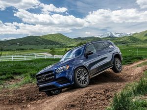 Dibanderol Rp 2,3 Miliar, Ini Fitur-fitur Unggulan Mercedes-Benz New GLS 450