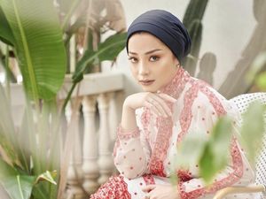 Foto: Gaya Nikita Willy Pakai Baju Modest dan Kerudung yang Bikin Pangling Foto: Gaya Nikita Willy Pakai Baju Modest dan Kerudung yang Bikin Pangling