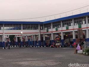 PSBB Surabaya Raya Berakhir, Terminal Purabaya Mulai Berdenyut