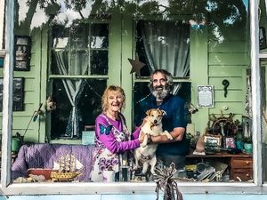 Selandia Baru Bebas COVID, Tak Lepas dari Warganya