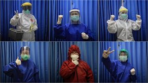 Semangat Juang Petugas Medis Dalam Bingkai Foto