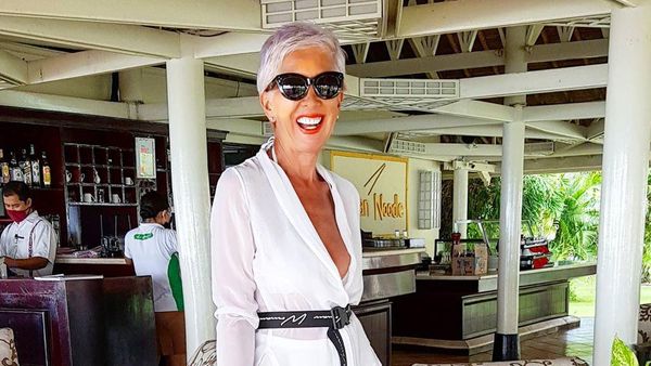 Foto: Model Inggris yang Tinggal di Bali, Masih Awet Muda & Seksi di Usia 62
