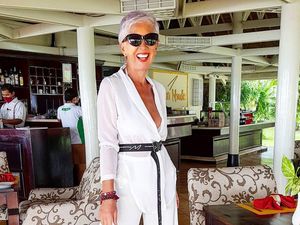 Foto: Model Inggris yang Tinggal di Bali, Masih Awet Muda & Seksi di Usia 62