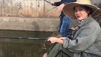 Son Ye Jin Wanita Tercantik Sedunia, Lagi Mancing Aja Tetap Cetar