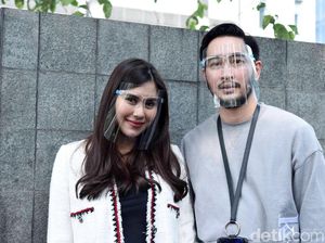 Cara Syahnaz Sadiqah dan Suami Jaga Anak Kembar dari COVID-19 Cara Syahnaz Sadiqah dan Suami Jaga Anak Kembar dari COVID-19