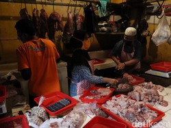 Video Gugus Tugas COVID-19 Tutup Tiga Pasar di Bandung