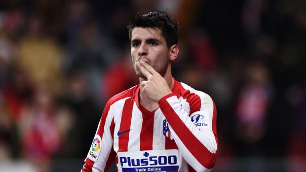 MADRID, SPAIN - DECEMBER 14: Alvaro Morata of Atletico Madrid celebrates scoring the opening goal during the Liga match between Club Atletico de Madrid and CA Osasuna at Wanda Metropolitano on December 14, 2019 in Madrid, Spain. (Photo by Denis Doyle/Getty Images)