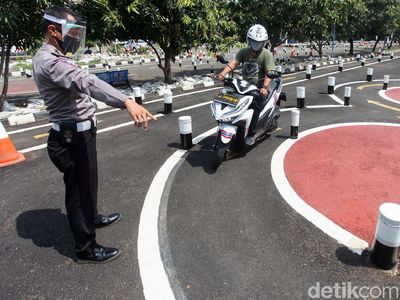Nah Lho, Ujian Praktik SIM C Disebut Susah Banget