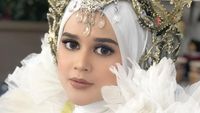 Inspirasi Foto Kehamilan Guardian Angel Cut Meyriska dan Roger Danuarta