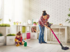 Capek Liat Rumah Berantakan Terus? Coba Trik Beberes Ala KonMari Capek Liat Rumah Berantakan Terus? Coba Trik Beberes Ala KonMari