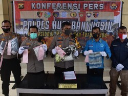 Sembunyikan Paket Sabu di Bawah Jok Mobil, 2 Kurir di Banyuasin Ditangkap