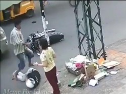 Pemotor Kecelakaan Bukannya Ditolong Malah Dilangkahi 3 Kali