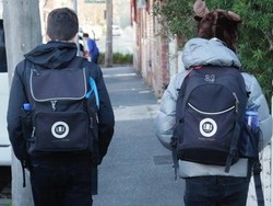 Perkembangan Virus Corona di Australia: Murid Sekolah di Victoria Masuk Lagi