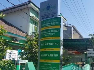 Santri Ponpes Blitar Wajib Terapkan Protap Kesehatan di Tahun Ajaran Baru