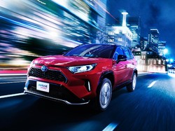 Toyota RAV4 Kini Bisa Jadi Genset Berjalan, Dibanderol Rp 600 Jutaan