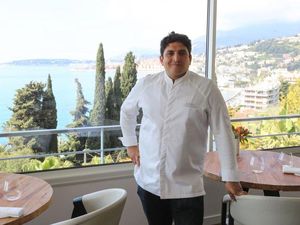 Mohon Bersabar, Ini 5 Restoran yang Paling Sulit Untuk Pesan Tempat