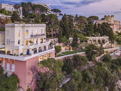 Foto: Kemewahan Rumah Lokasi Syuting James Bond yang Dijual Rp 477 M
