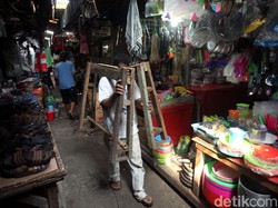 Kritik Menyasar Anies Setelah Corona Merebak di Berbagai Pasar