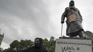 Deretan Patung Ini Jadi Sasaran Vandalisme Demonstran George Floyd