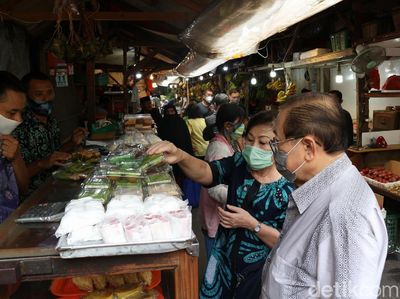 Geliat Ekonomi Pasar Petak Sembilan di Tengah Pandemi