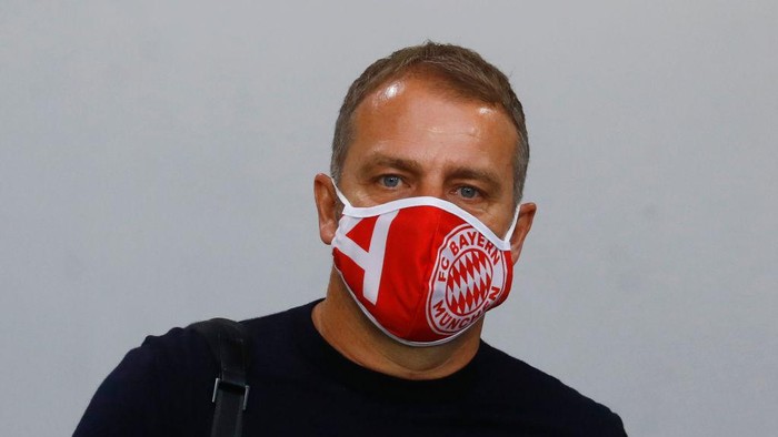 MUNICH, GERMANY - JUNE 10: Hansi Flick, Coach of Bayern Munich arrives prior to the DFB Cup semifinal match between FC Bayern Muenchen and Eintracht Frankfurt at Allianz Arena on June 10, 2020 in Munich, Germany. (Photo by Kai Pfaffenbach/Pool via Getty Images)