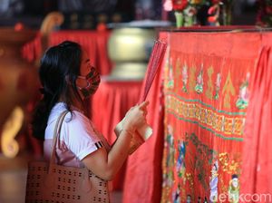 Vihara Dharma Bhakti Tutup, Warga yang Hendak Sembahyang Dilanjut Besok